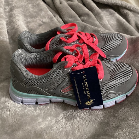 US polo Assn sneakers - Picture 3 of 3